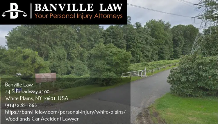 car accident lawyers in woodlands, ny near park