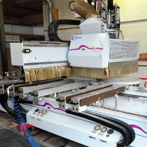 machine in manufacuring plant