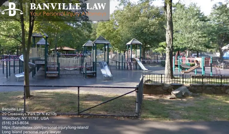 park near personal injury attorney in Hicksville, New York