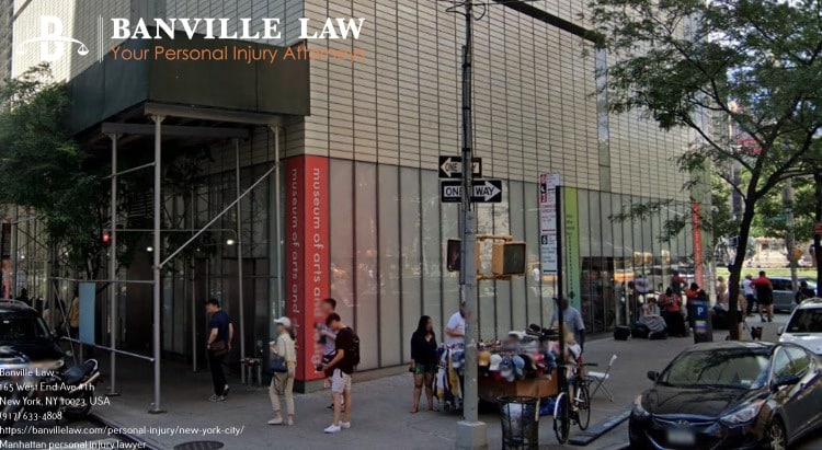 personal injury lawyer in Manhattan near art museum